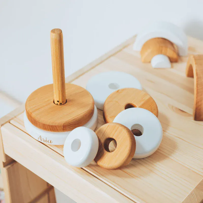 Montessori stableringer i tre
